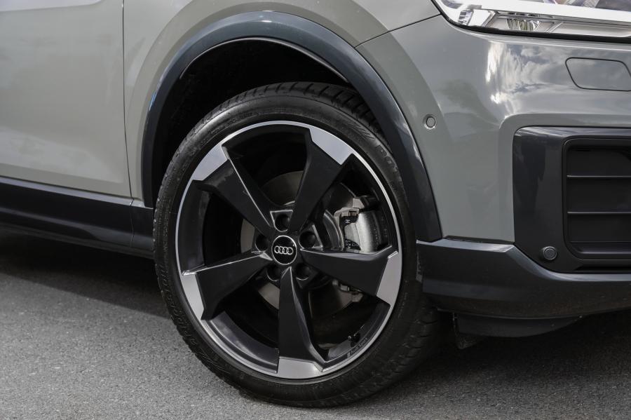 Колеса Audi Q2 2.0 TFSI Quattro Sport 2017 года  (AU) (фото 25 из 40)